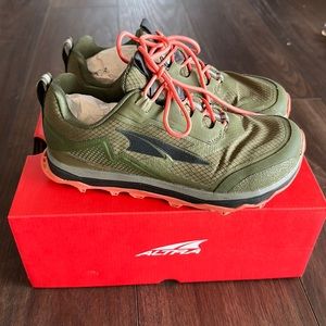 ALTRA Women's AL0A4VR9 Lone Peak All-WTHR Low Trail Running Shoe, Dusty Olive